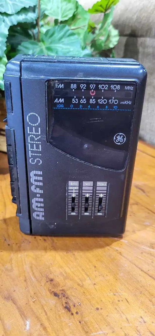 GE Stereo Cassette Player - Tested