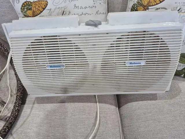 Holmes Window Fan - Power Tested