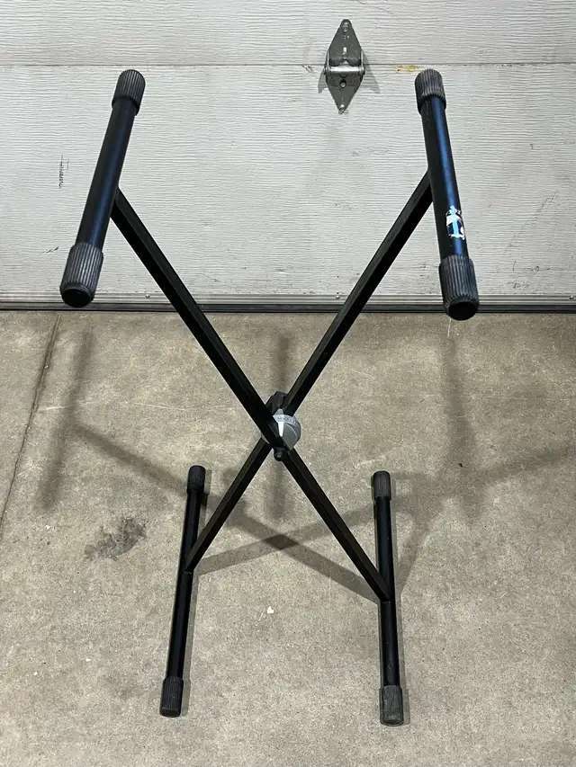 On-Stage X-Style Keyboard Stand