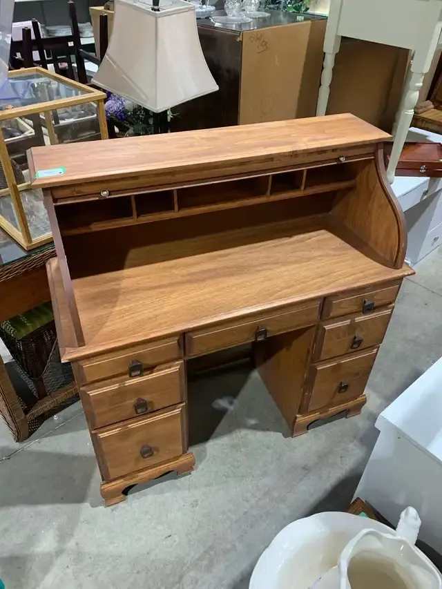 Roll Top Desk with 7 Drawers