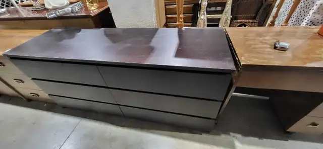 6-Drawer Dresser