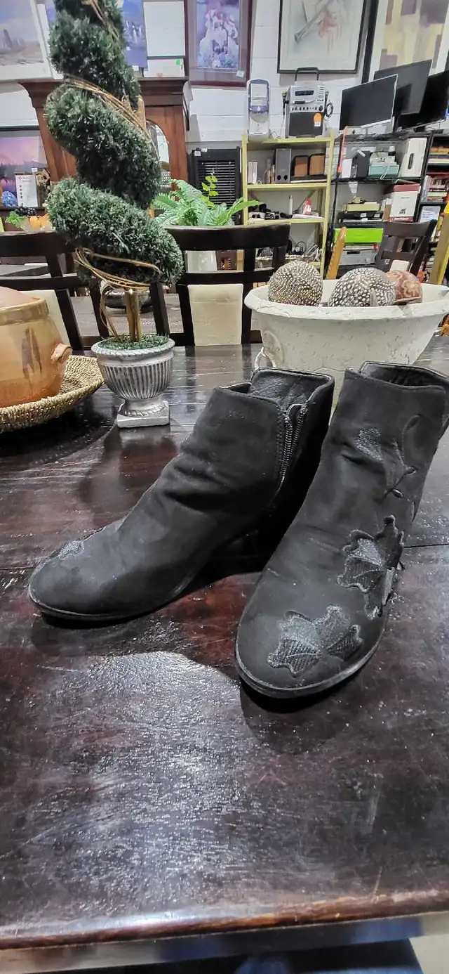 Black Floral Ankle Boots Size 40