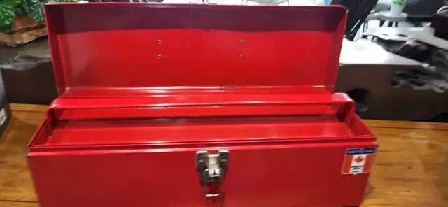 Mastercraft Metal Tool Box Red