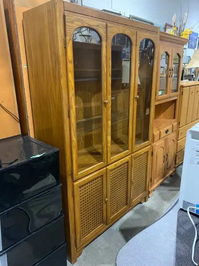 Display Hutch - House of Braemore