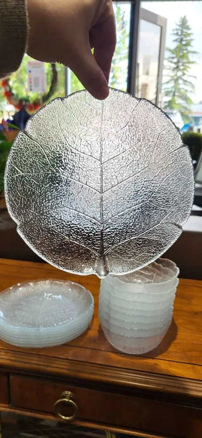 Clear Glass Leaf Pattern Bowl and Plate Set - 16pcs