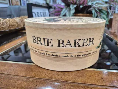 Petite Maison Brie Baker