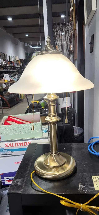 Canarm Glass Shade Table Lamp