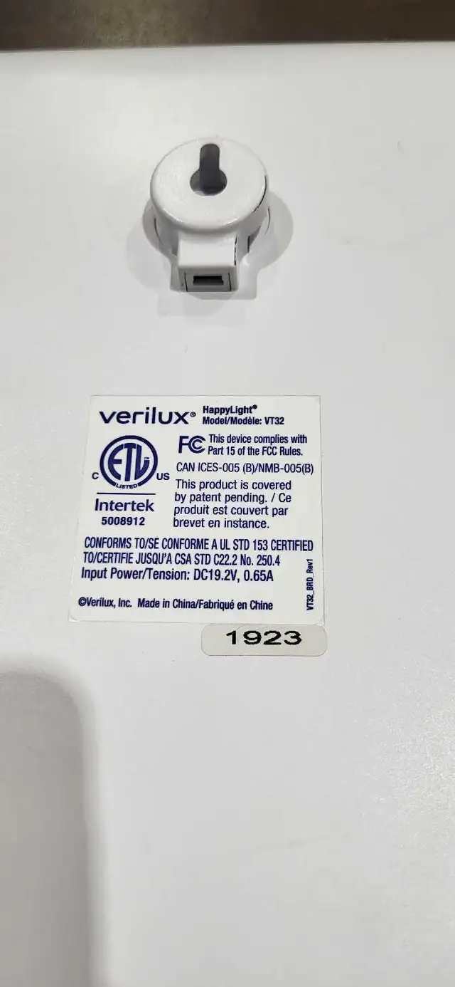 Verilux HappyLight VT32