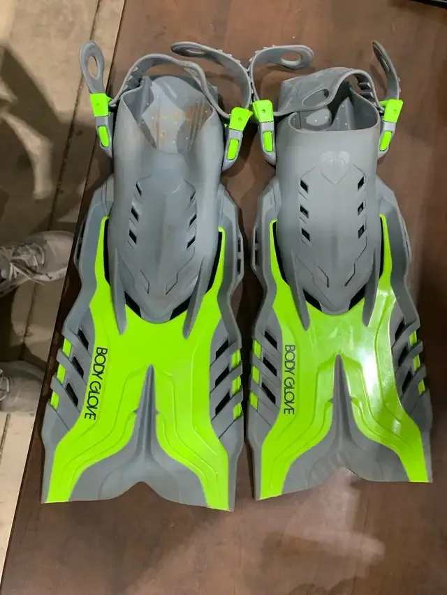 Body Glove Snorkel Sets - 2 Available