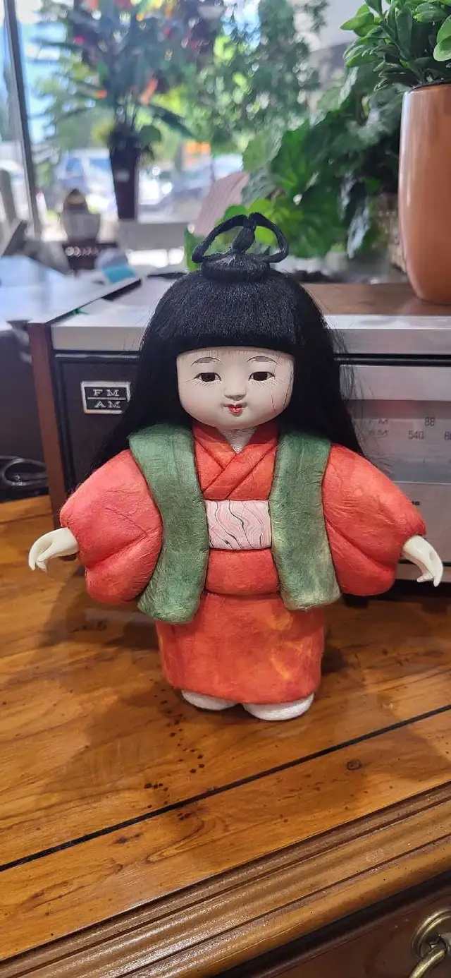 Set of 4 Japanese Ichimatsu Kimono Dolls