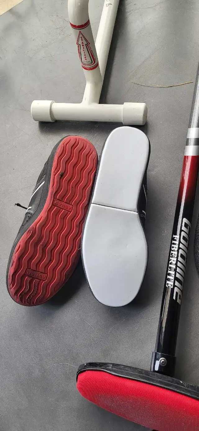 Asham Curling Shoes and Goldline Broom Set