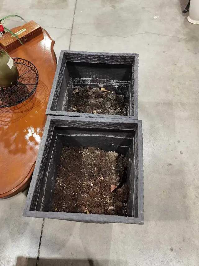 Wicker Garden Planters (set of 2)