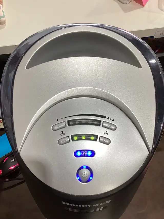 Honeywell QuietCare Humidifier - power tested