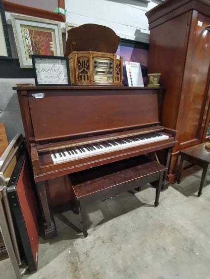 Gerhard Heintzman Upright Piano