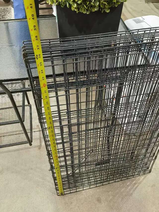 Collapsible Metal Dog Crate