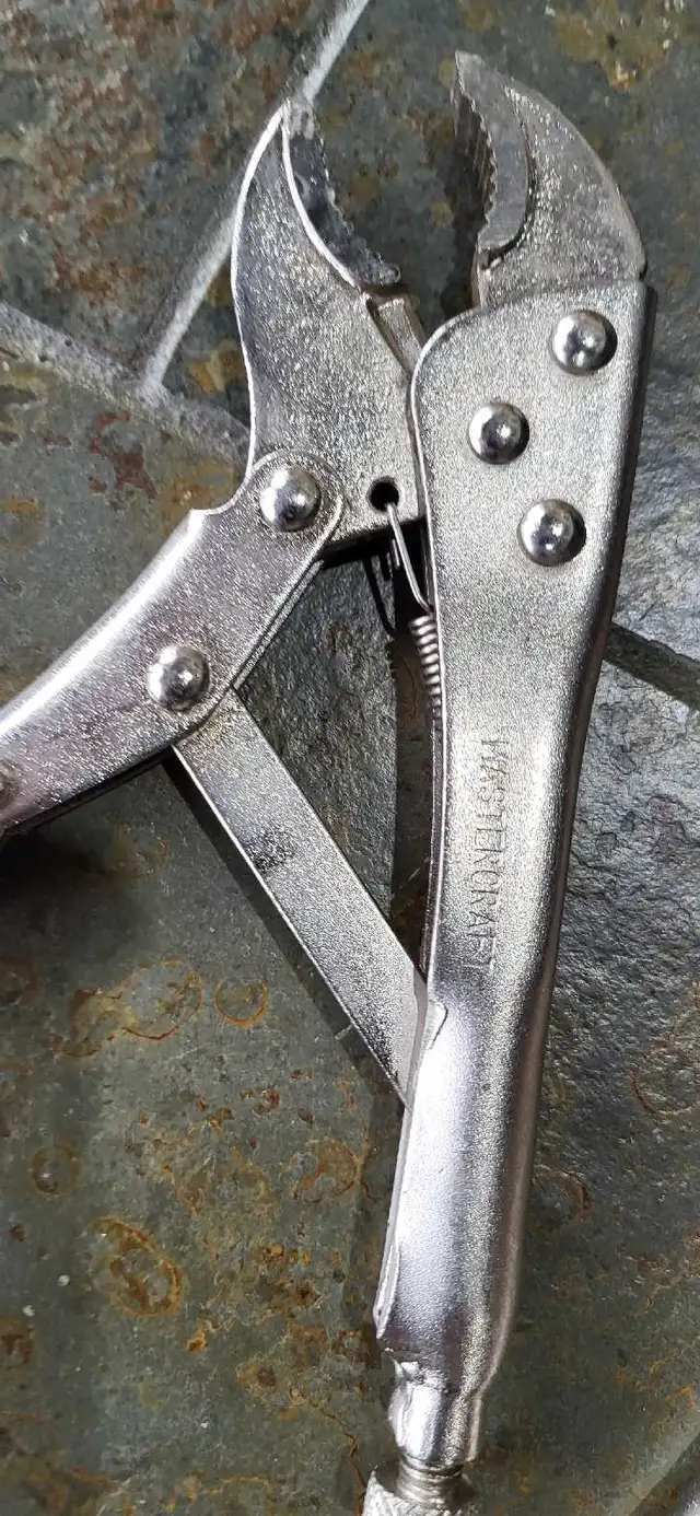 Mismatched Vise-grip Locking Pliers Set of 3
