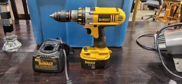 DeWalt DC930 14.4V Cordless Drill With Charger - Tested