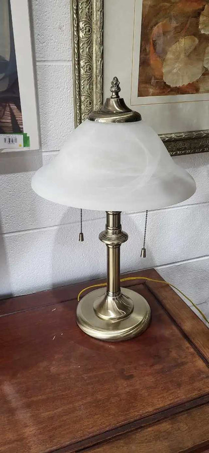 Canarm Glass Shade Table Lamp