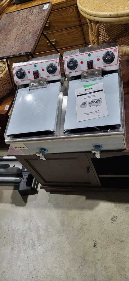 Zokop EH102V electric double deep fryer - New - Unused!