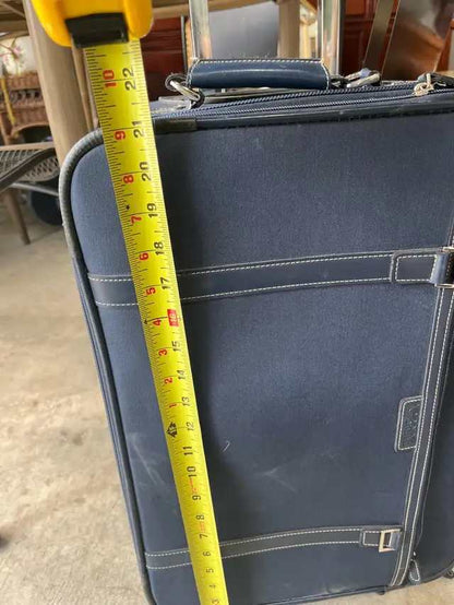 MBrine Rolling Suitcase