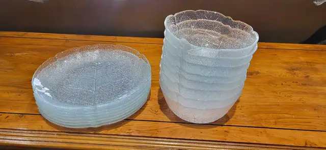 Clear Glass Leaf Pattern Bowl and Plate Set - 16pcs