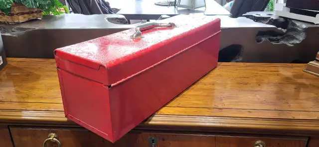 Mastercraft Metal Tool Box Red