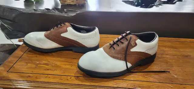 FootJoy Golf Saddle Shoes Size 10.5