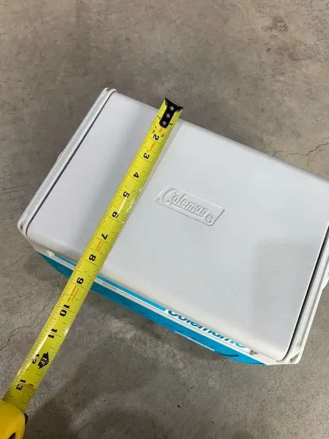 Coleman Zenith 10 Portable Cooler - Blue and White, Compact Size