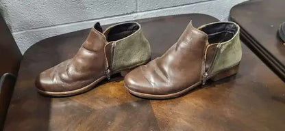 NAOT Helm Ankle Boots - Size 39(8.5US)