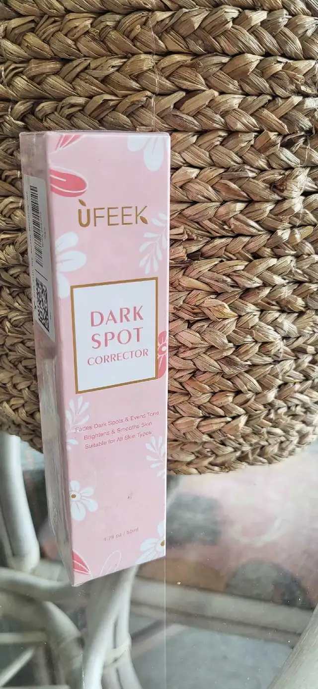 Ufeek Dark Spot Corrector with Retinol and Hyaluronic Acid