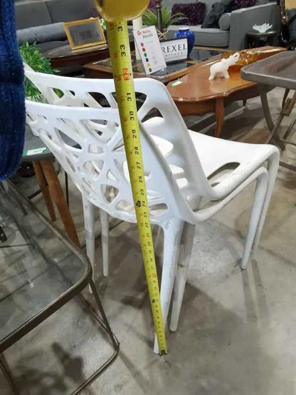 2 white Patio chairs with 2 glass tables (set)
