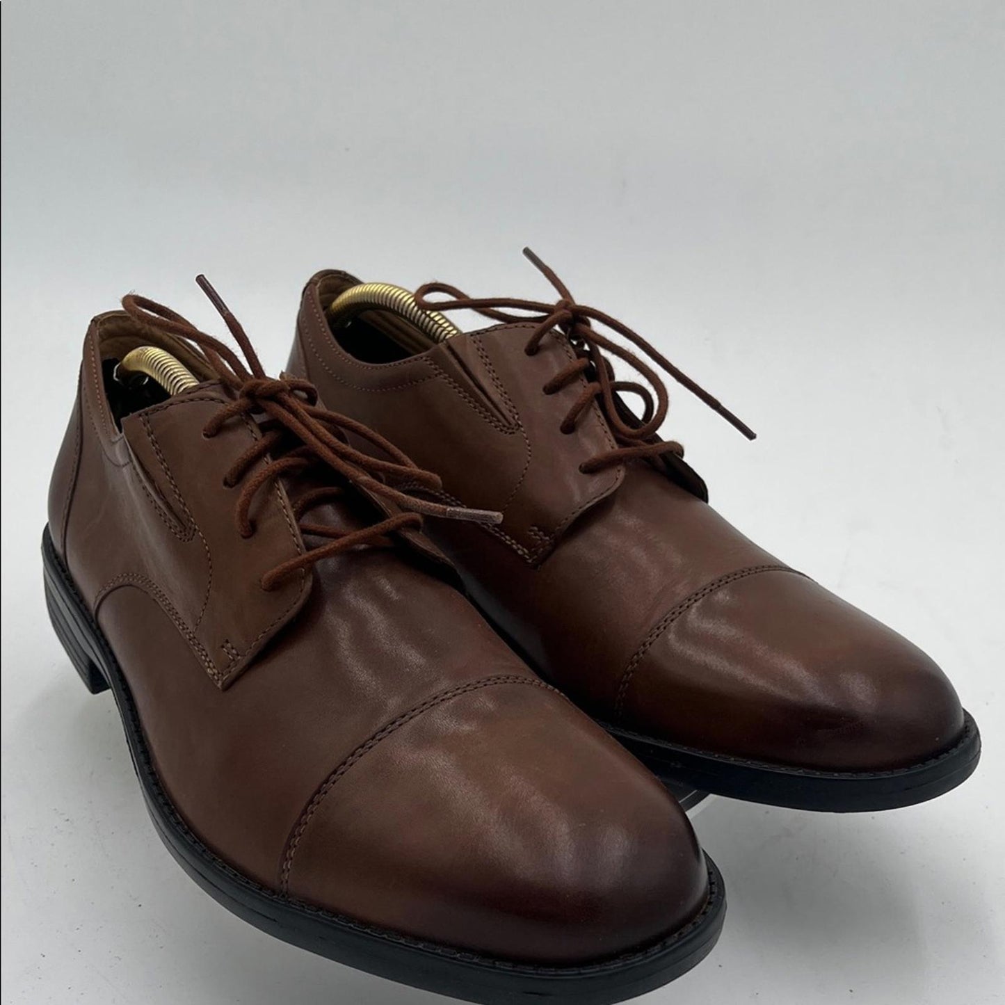 Bostonian Men’s Brown Leather Dress Shoes (Size US 11)