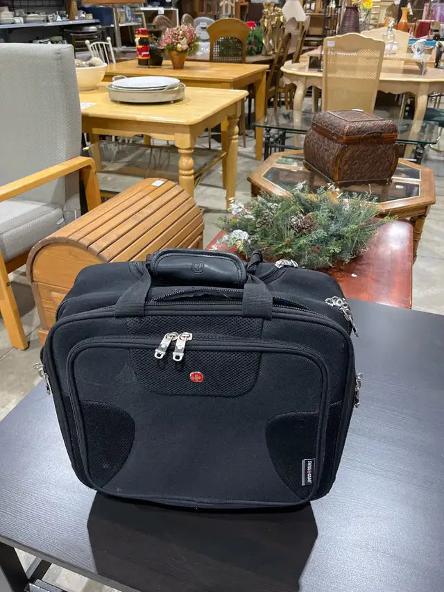 Swiss Gear Rolling Tote