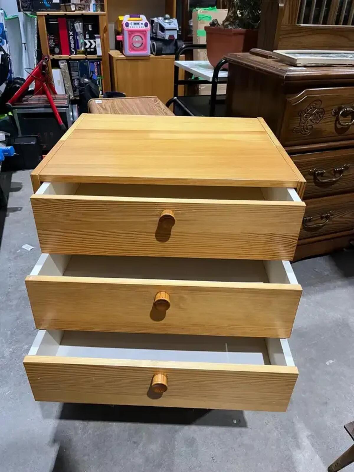 4 Drawer Wooden Dresser