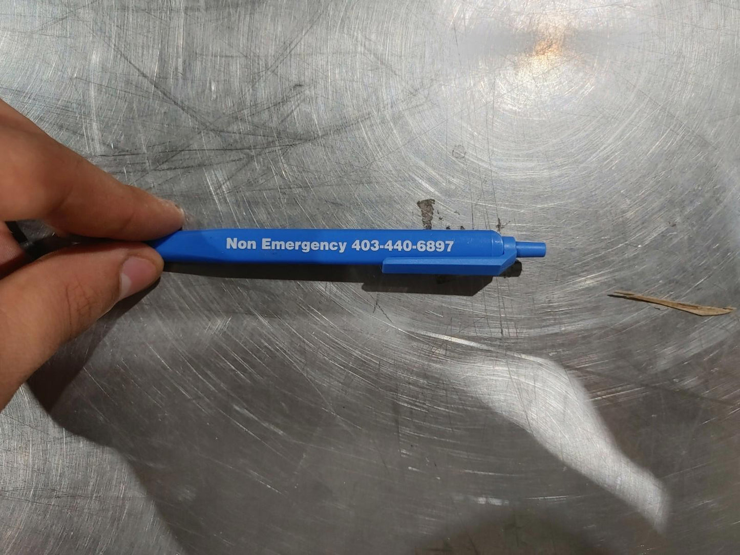 GOOD CONDITON Mount Royal University Security Services Blue Pen Tested Working
