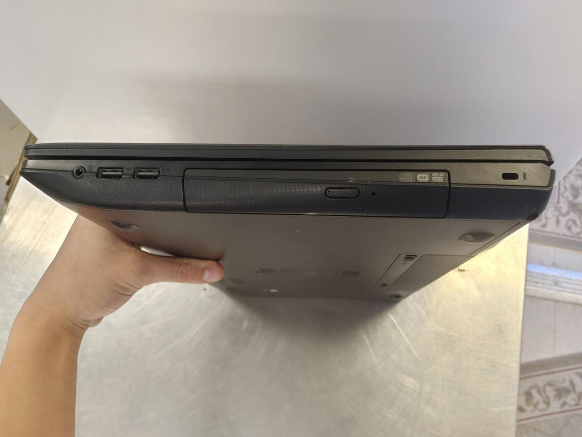 Lenovo G700 Laptop Model 20251 Intel Pentium Black Untested - Fair