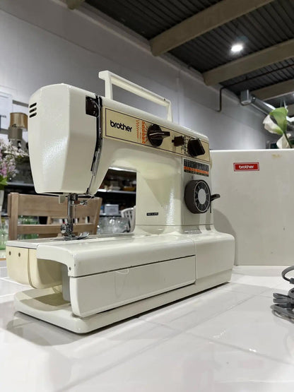 Metal Brother Sewing Machine
