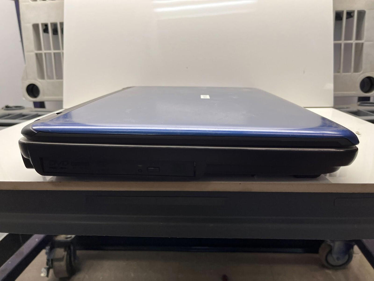Ordinateur portable Toshiba Satellite P30 Retro Pentium 4 POUR PIÈCES
