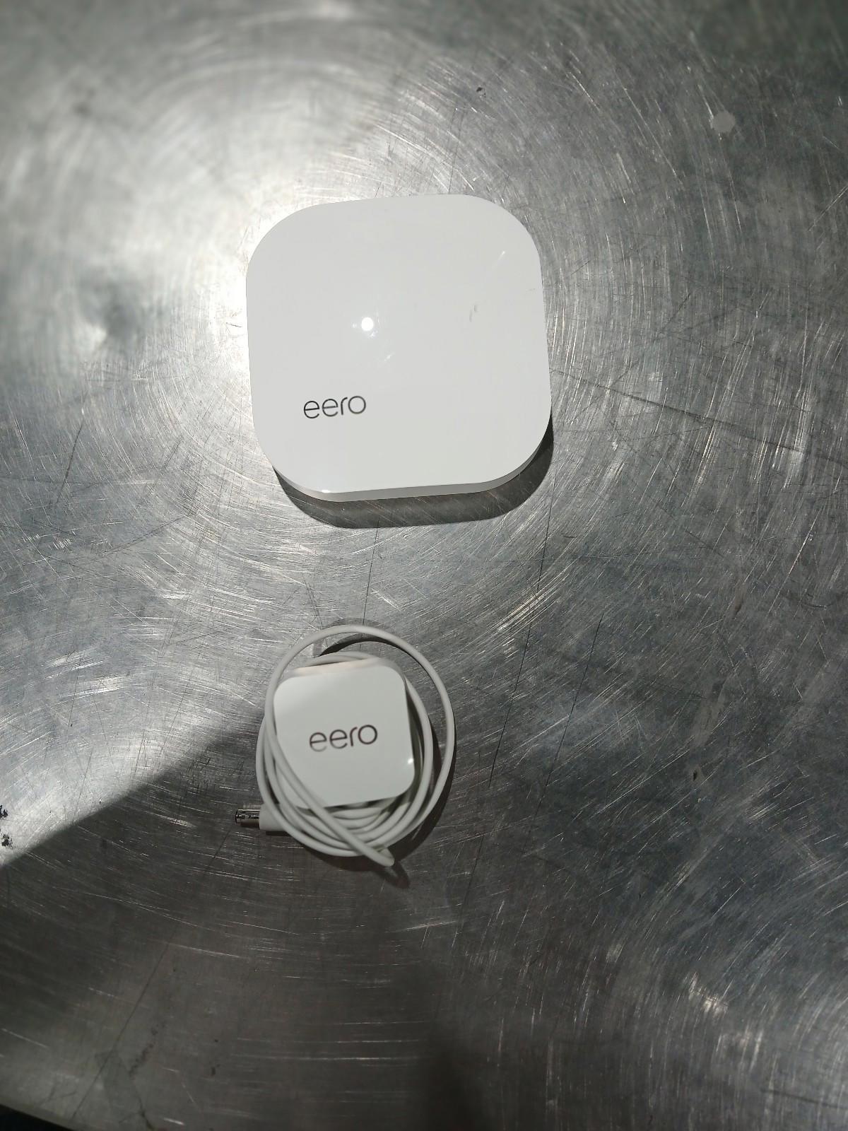 Routeur Wi-Fi Eero A010001 BON ÉTAT TESTÉ