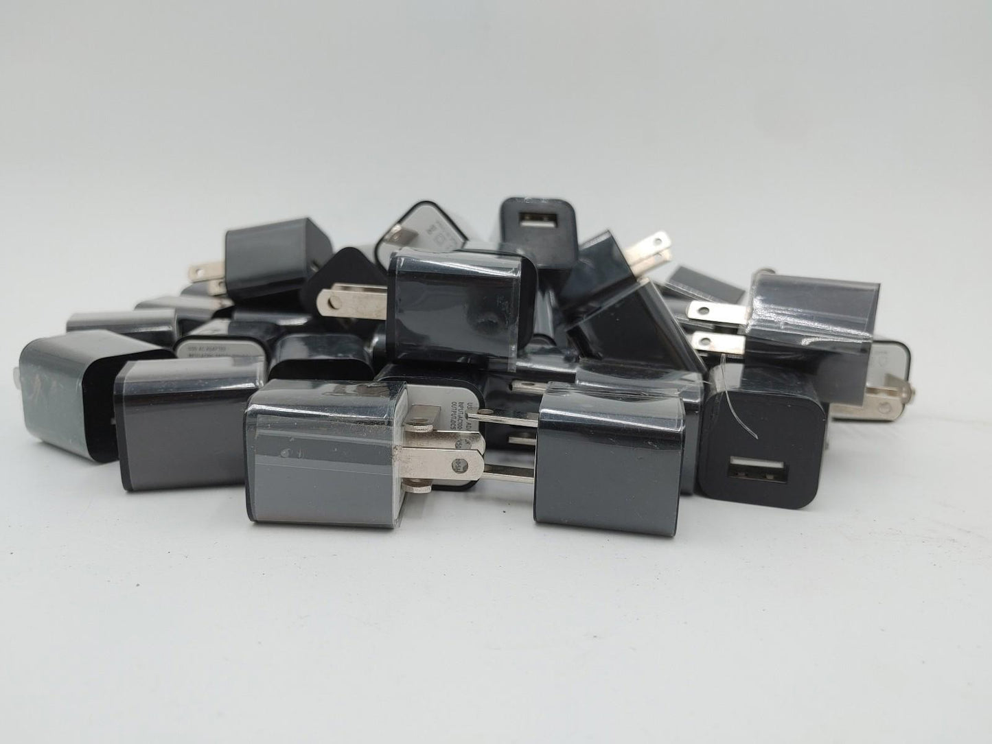 Brand New Pack of 40 USB A Charging Brick Wall Adapters 5V 1A Black