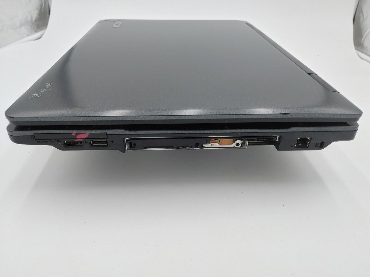 Ordinateur portable Acer Extensa 7630 17 pouces C2D 2,2 GHz 2 Go de RAM 250 Go HDD SANS SYSTÈME D’EXPLOITATION Testé et fonctionnel