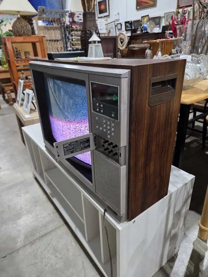 Vintage Sony Trinitron KV-2145R 21" TV - 1981