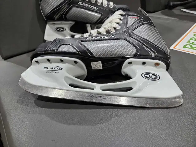 Easton X-treme Stealth Adult Hockey Skates Size 8