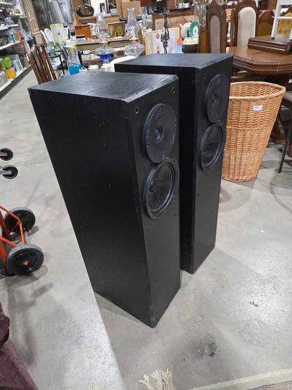 Nuance Advantage Floor Speakers Pair