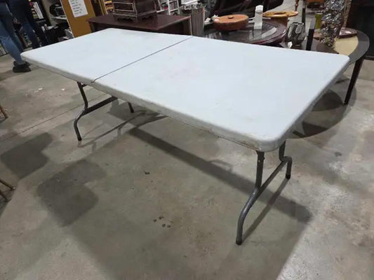 6ft Folding Table