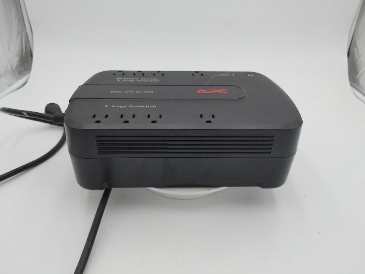 Bon état APC Back-UPS ES 550 BE550G noir Testé et fonctionnel Nécessite une nouvelle batterie