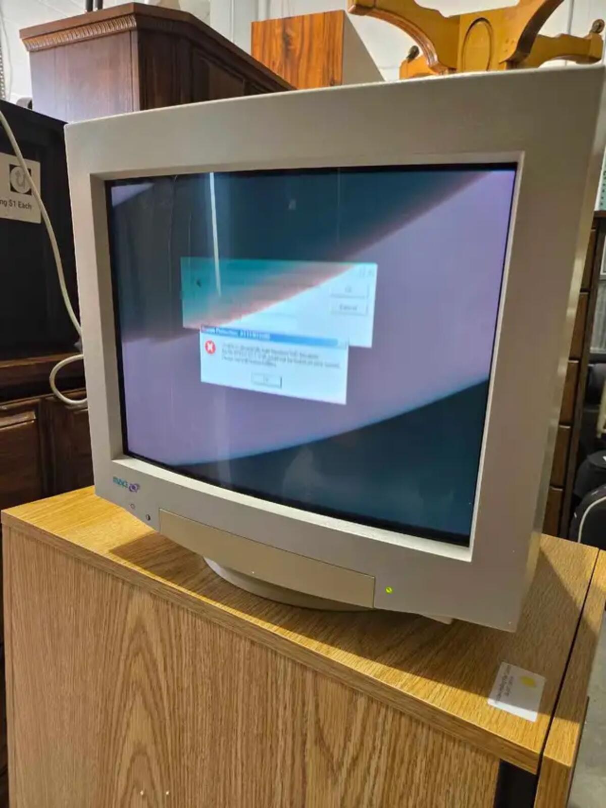 MAG InnoVision Technitron DX17T 17" Monitor
