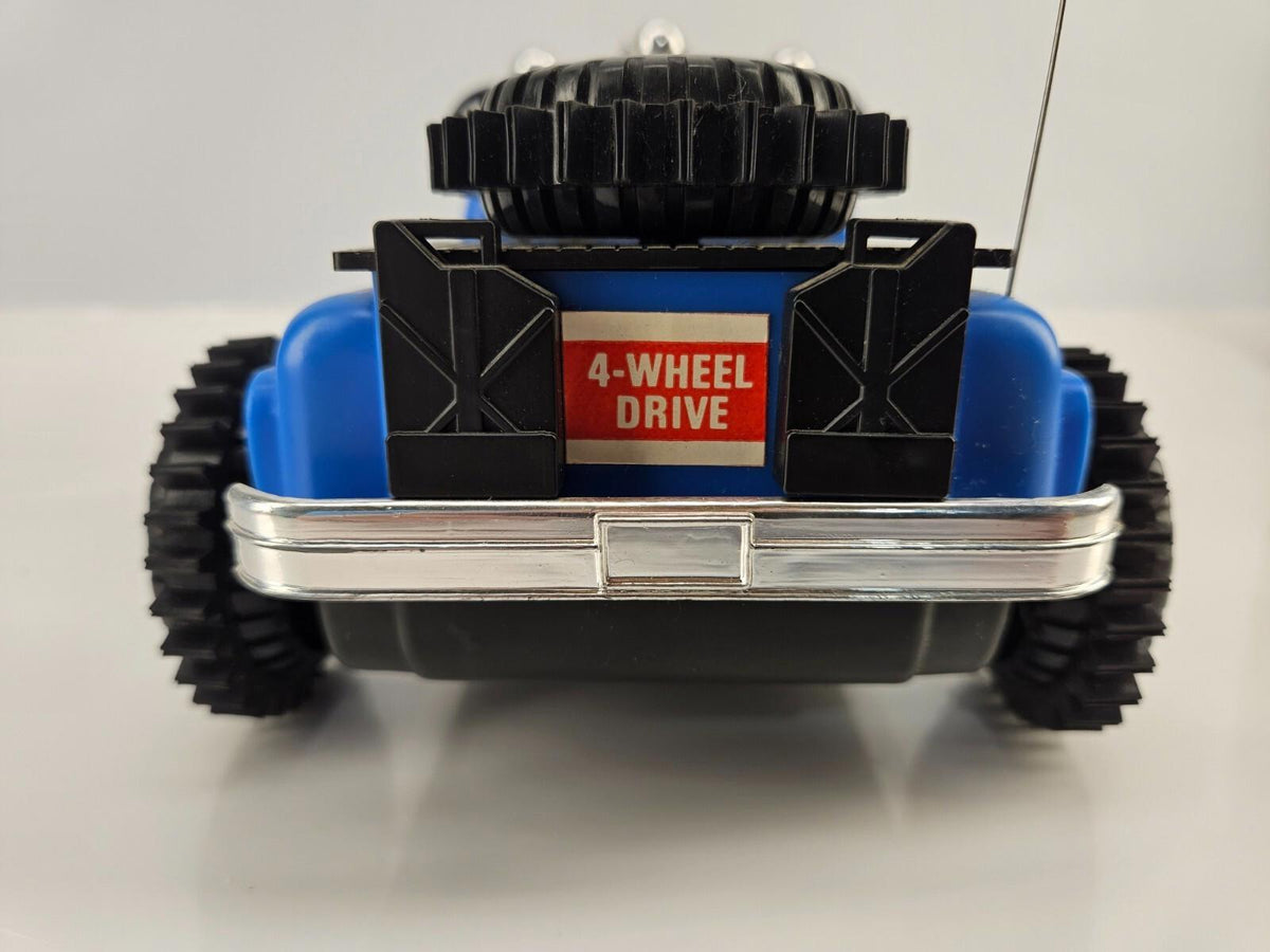 Vintage Azrak-Hamway 4x4 Toy Battery Operated Truck 1979 *Parts or Repair*