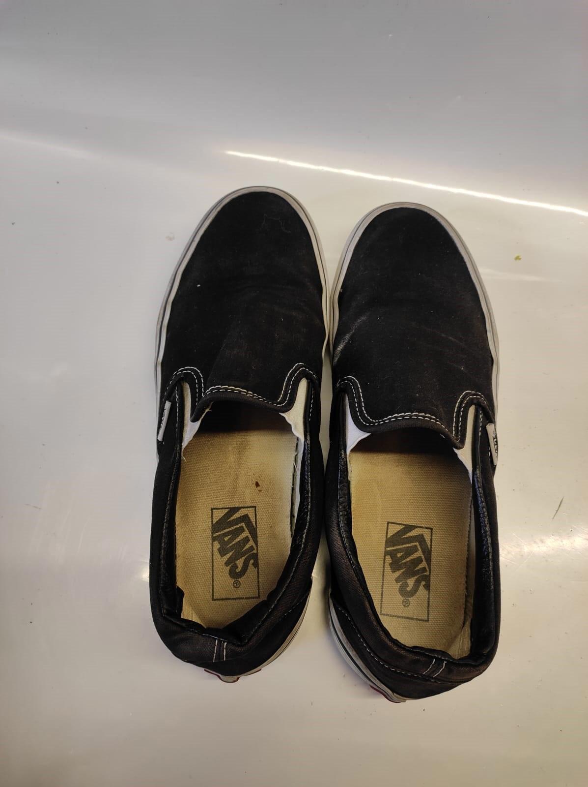 Vans Suede Black Slip On Shoes Sneakers Unisex Size M8/W9.5