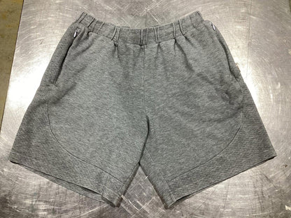 PUMA Men’s Gray Athletic Shorts – Size M